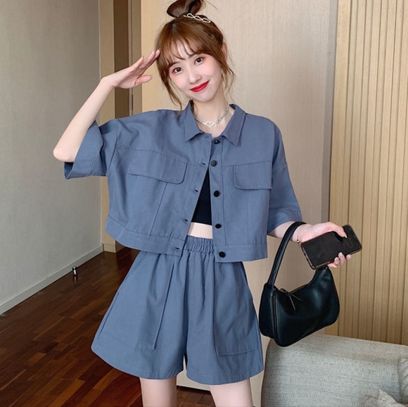 Blue shorts short sleeve shirt set - Picture 3 of 11